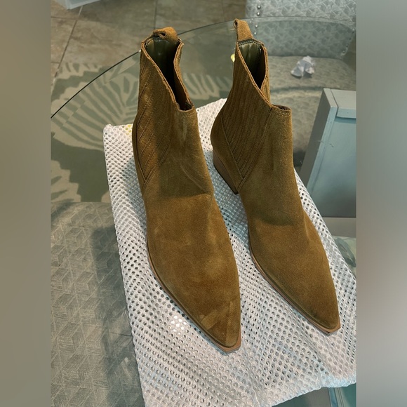 Marc Fisher LTD Yarita Pointed Toe Booties classic comfy styler outdoor NWOT - Picture 4 of 7